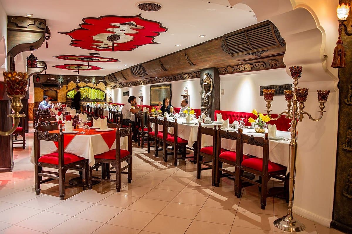 3. Taj Mahal Restaurant