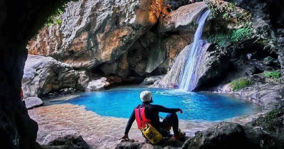 آبشار تنگ تامرادی کجاست؟ (1)