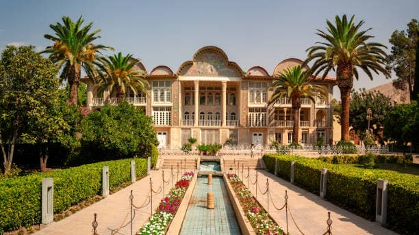 7. Square Eram Garden 5