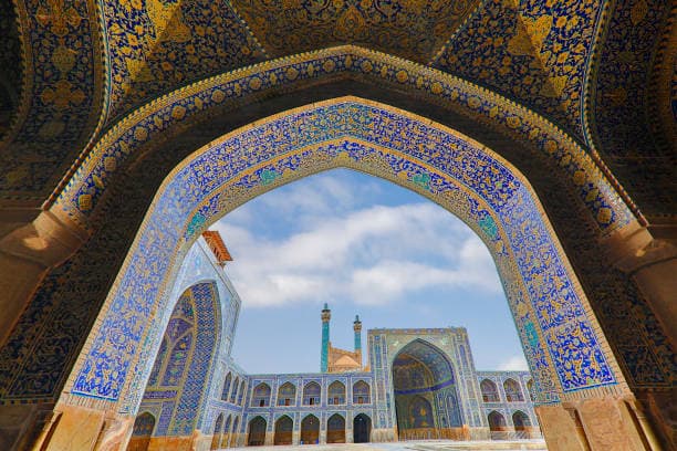4. Shah Mosque 3